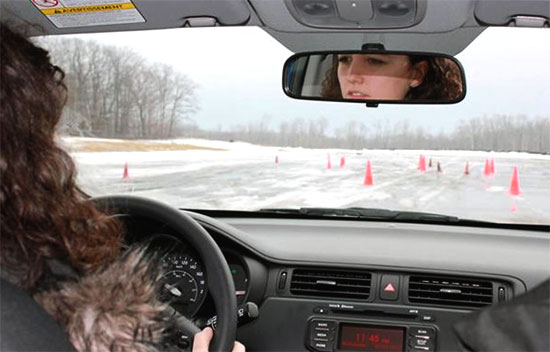 Уроки вождения в экстремальных ситуациях